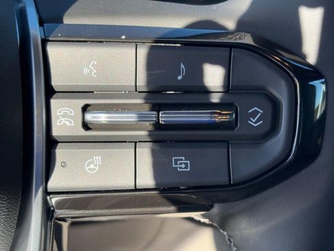 New 2026 Chevrolet Colorado ZR2 image 14