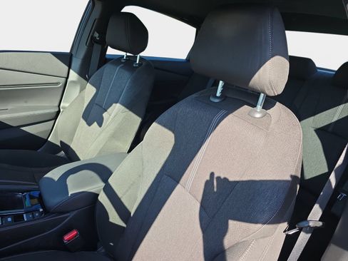 Used 2023 Honda Accord Sport image 10