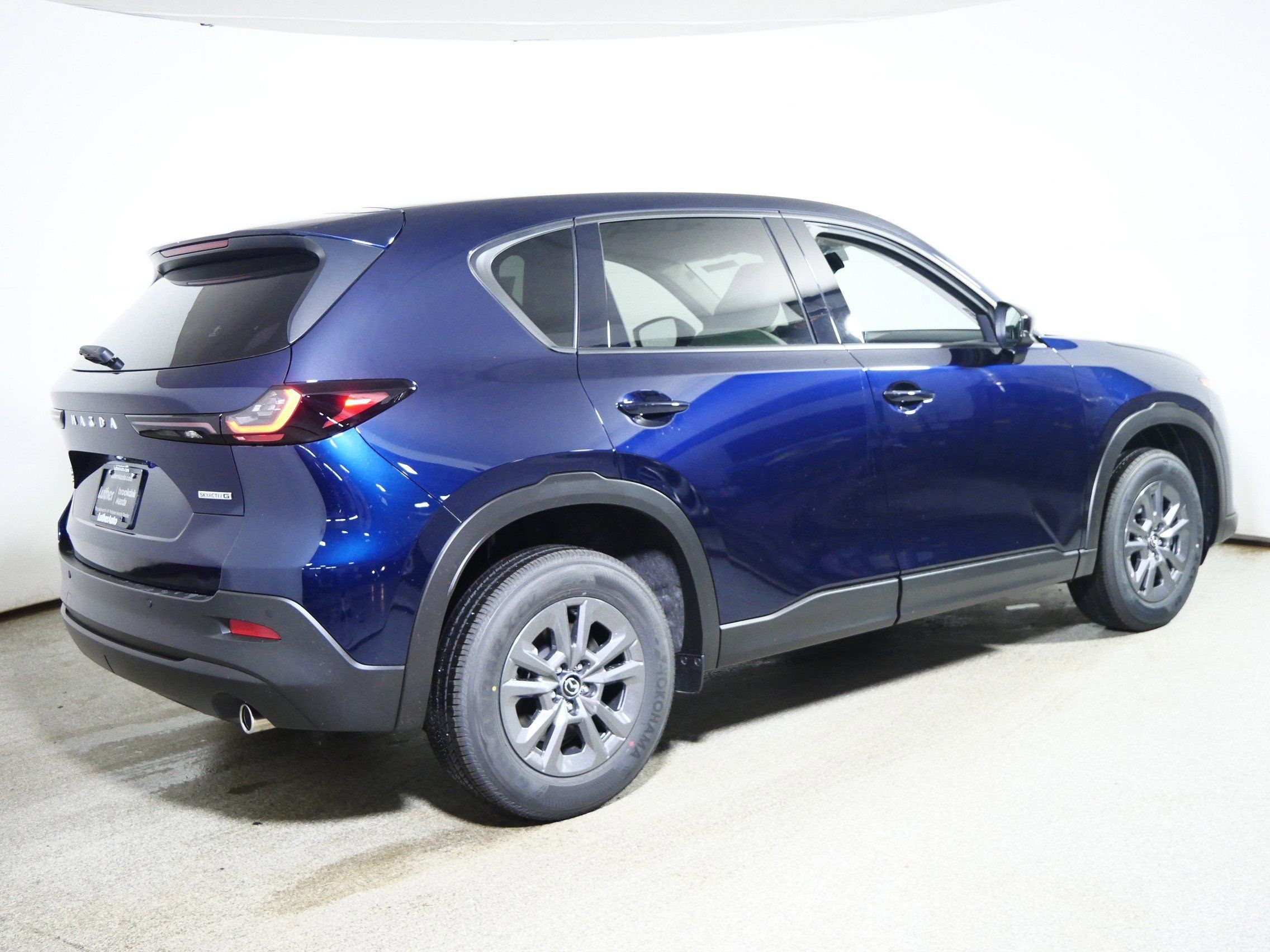 New 2026 MAZDA CX-5 Select AWD/4WD image 2