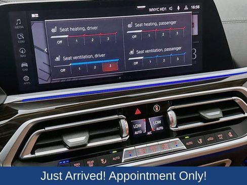 Used 2020 BMW X7 xDrive40i w/ Premium Package AWD/4WD image 25