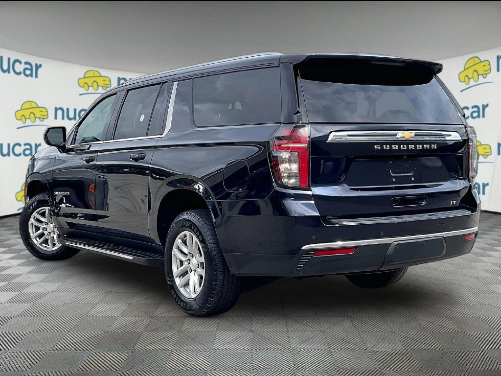 Used 2024 Chevrolet Suburban LT AWD/4WD image 4