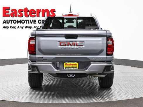 Used 2024 GMC Canyon Denali AWD/4WD image 6