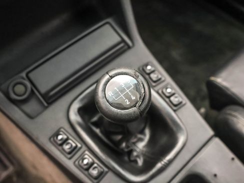 Used 1987 BMW 325i Convertible image 12