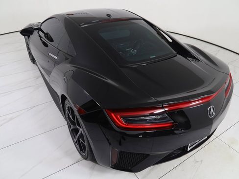 Used 2021 Acura NSX image 32