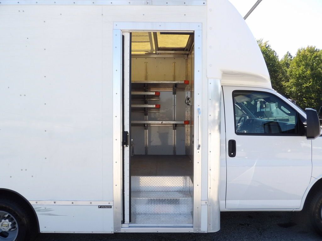 Used 2021 Chevrolet Express 3500 w/ Power Convenience Package RWD image 25