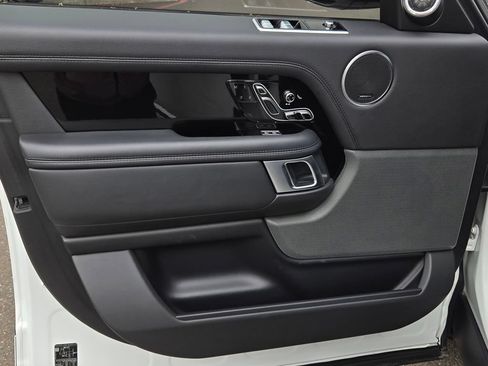 Used 2021 Land Rover Range Rover P525 Westminster Edition LWB AWD/4WD image 11