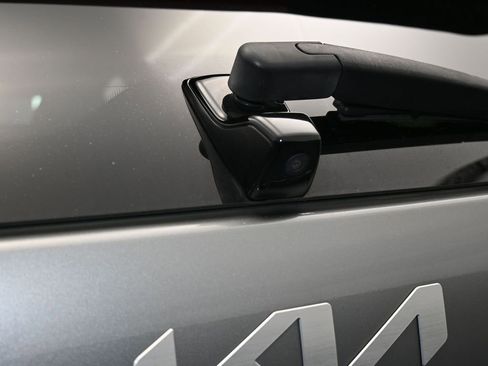 Used 2022 Kia Niro LXS image 34