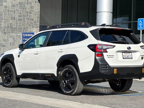 Used 2025 Subaru Outback Wilderness image 6