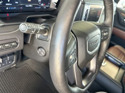 Certified 2024 GMC Yukon Denali Ultimate image 20