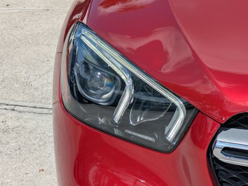 Used 2020 Mercedes-Benz GLE 350 4MATIC image 9