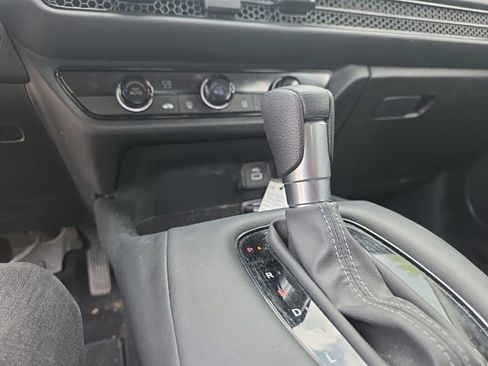 Certified 2023 Honda HR-V LX image 17