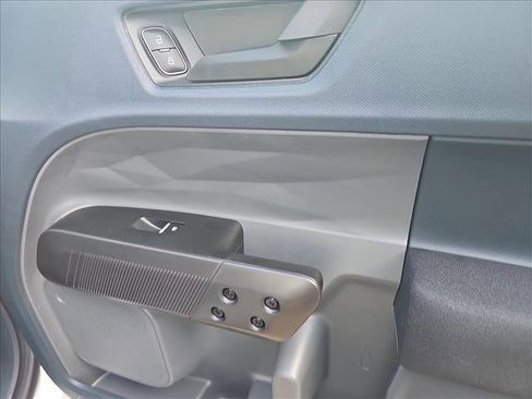 New 2026 Ford Maverick XL image 13