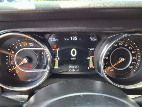 Used 2021 Jeep Wrangler Unlimited Sahara AWD/4WD image 24