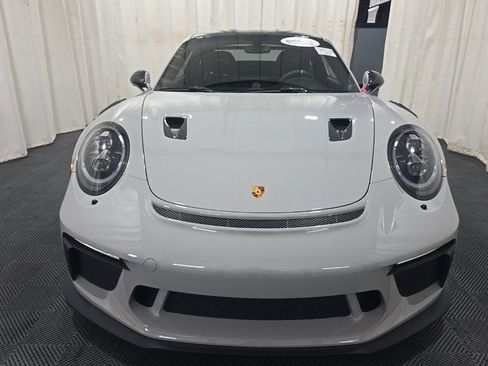Used 2019 Porsche 911 GT3 RS RWD image 5