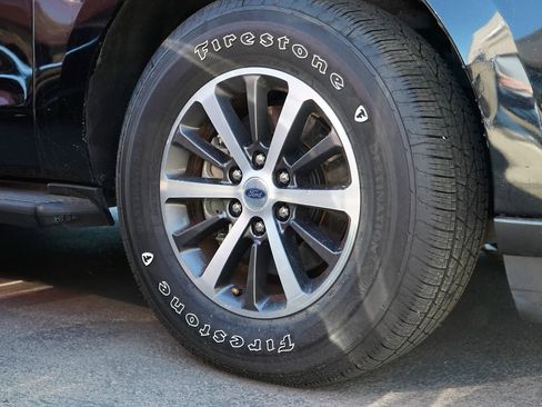 Used 2019 Ford Expedition Max XLT AWD/4WD image 7