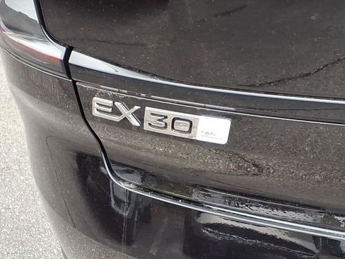 New 2025 Volvo EX30 Plus w/ Protection Package Premier image 5