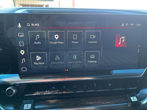 Used 2025 GMC Sierra 1500 Elevation w/ Preferred Package AWD/4WD image 14
