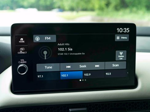 Certified 2026 Honda HR-V LX image 30