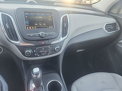 Used 2019 Chevrolet Equinox LS image 14