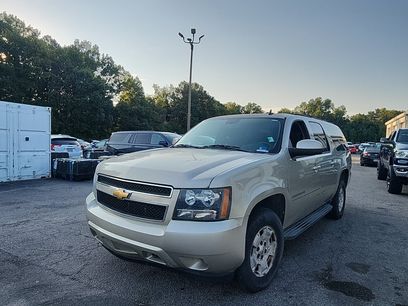 Used 2013 Chevrolet Suburban LS w/ Convenience Package 1
