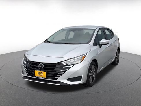 Used 2025 Nissan Versa SV FWD image 7
