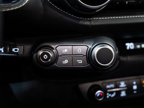 Certified 2022 Ferrari 812 GTS image 34