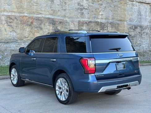Used 2019 Ford Expedition Platinum AWD/4WD image 3