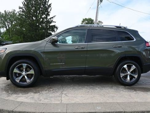 Used 2019 Jeep Cherokee Limited AWD/4WD image 8