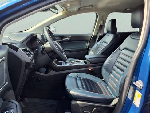 Used 2024 Ford Edge SEL w/ Sport Appearance Package AWD/4WD image 12