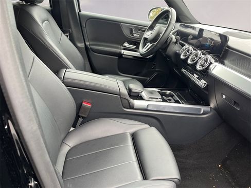 Certified 2022 Mercedes-Benz GLB 250 GLB 250 w/ Premium Package Lite image 15
