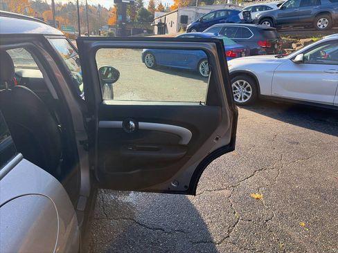 Used 2016 MINI Cooper Clubman image 15