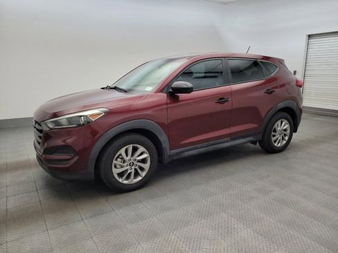 Used 2016 Hyundai Tucson SE FWD image 2