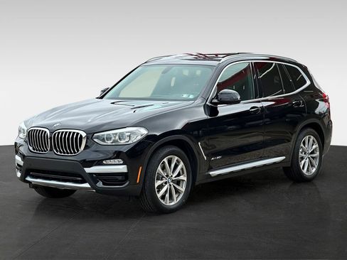 Used 2018 BMW X3 xDrive30i image 3