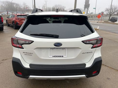 Certified 2025 Subaru Outback Limited image 5