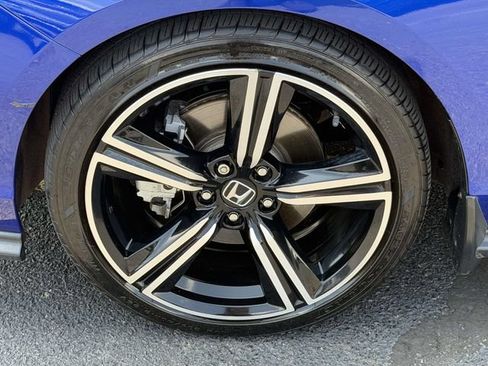 Used 2023 Honda Accord Sport image 4