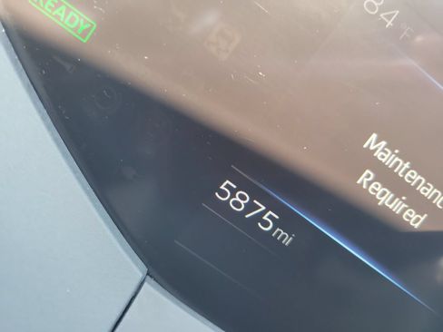 Used 2026 Toyota Prius XLE FWD image 34