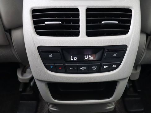 Used 2016 Acura MDX SH-AWD image 35