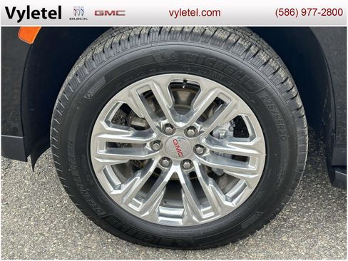 Certified 2021 GMC Yukon SLT w/ SLT Luxury Plus Package image 7