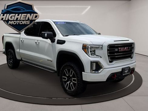 Used 2021 GMC Sierra 1500 AT4 w/ AT4 Premium Package AWD/4WD image 8