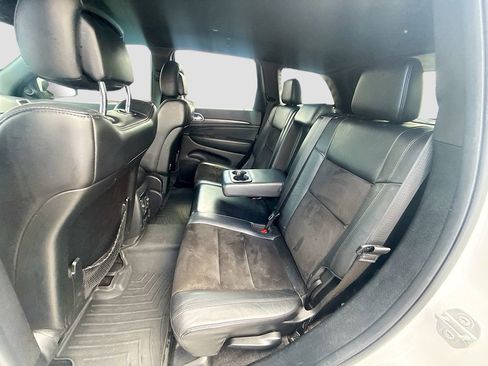 Used 2018 Jeep Grand Cherokee Altitude image 27