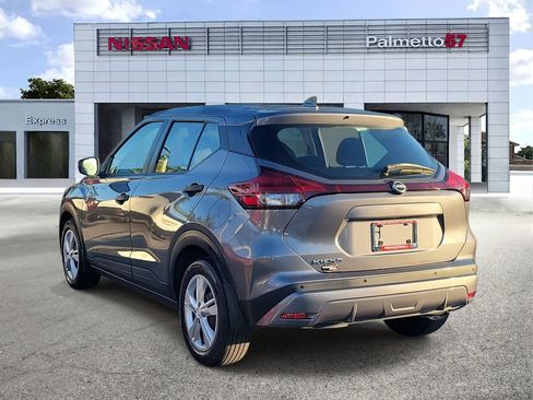 Certified 2022 Nissan Kicks S image 4
