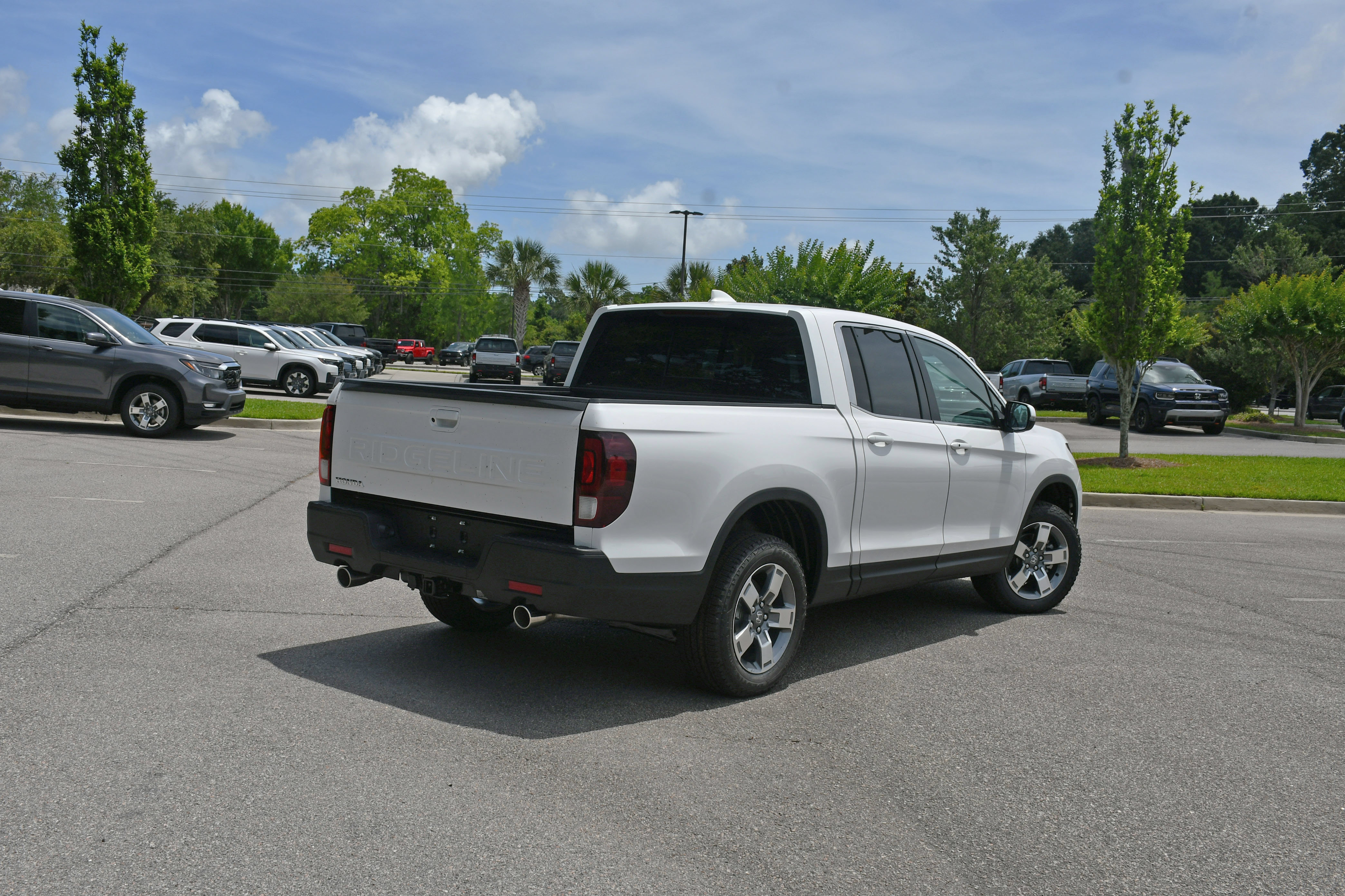 New 2026 Honda Ridgeline RTL image 2