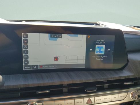 Used 2024 Kia Telluride SX Prestige AWD/4WD image 27