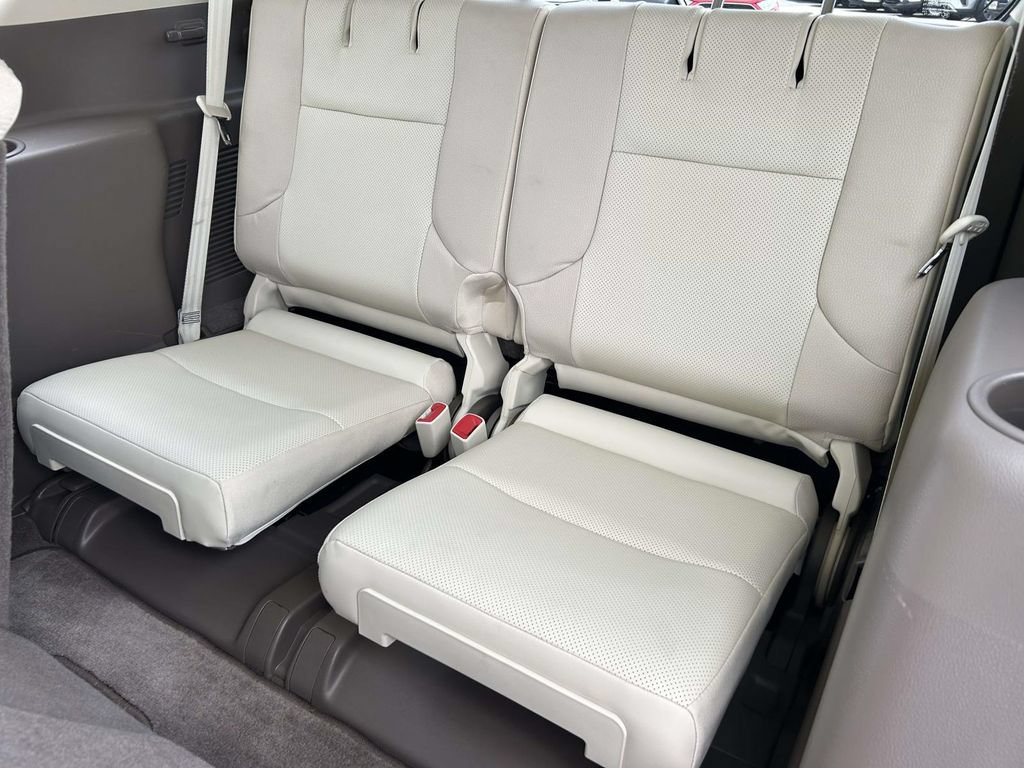 Used 2019 Lexus GX 460 Premium w/ Premium Package AWD/4WD image 13