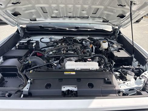 Used 2024 Toyota Tacoma SR image 28