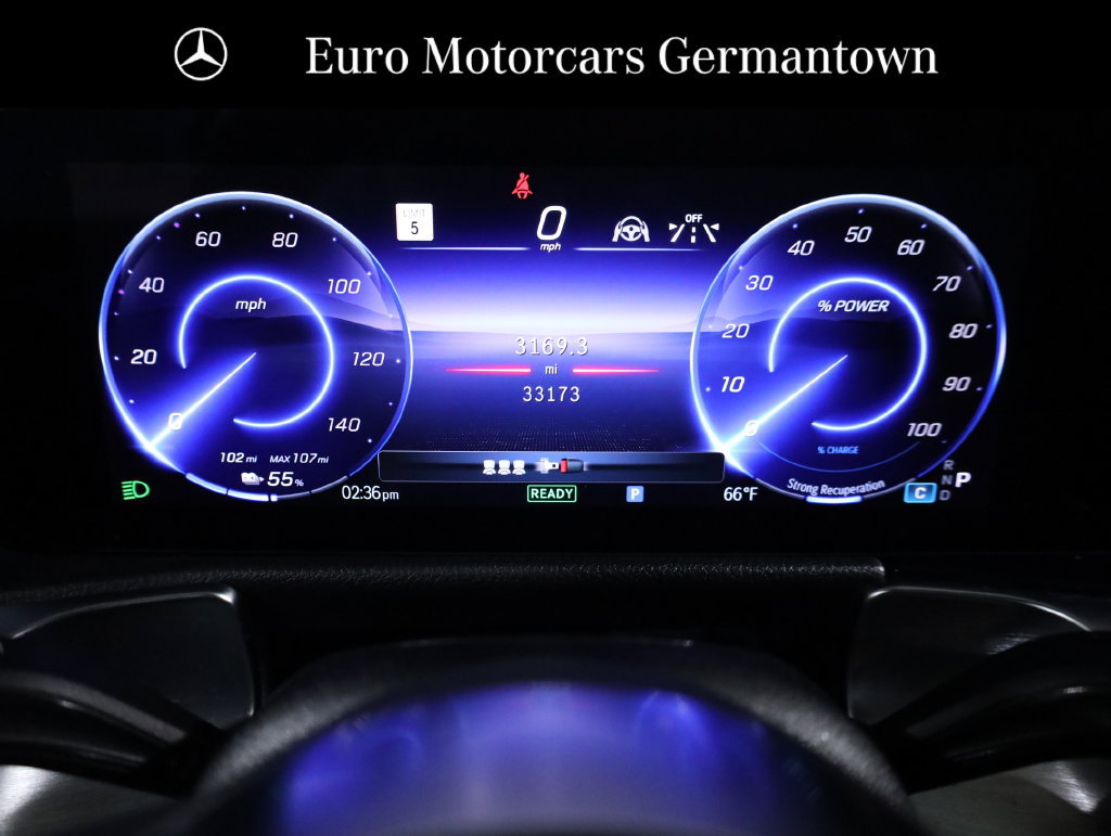 Used 2024 Mercedes-Benz EQB 300 4MATIC image 12