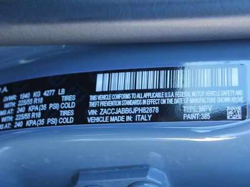 Used 2018 Jeep Renegade Latitude w/ Cold Weather Group image 18