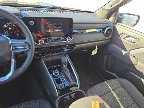 New 2026 Chevrolet Colorado Z71 w/ Technology Package image 17