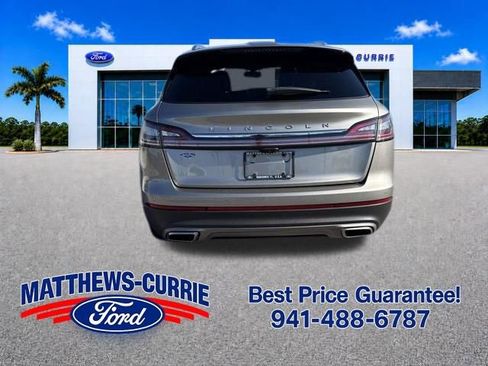 Used 2023 Lincoln Nautilus Reserve FWD image 5