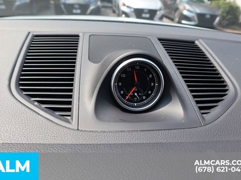 Used 2021 Porsche Macan Base image 29